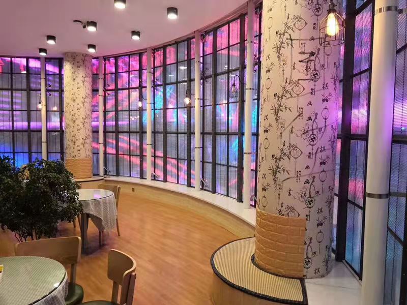 全彩led透明屏價(jià)格是多少錢？