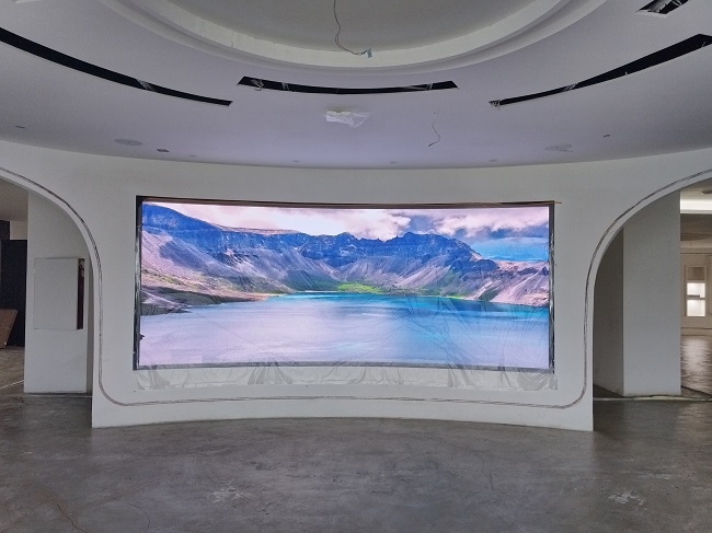 華邦瀛賦能四川興坤社區(qū)，智慧展廳解決方案全展示